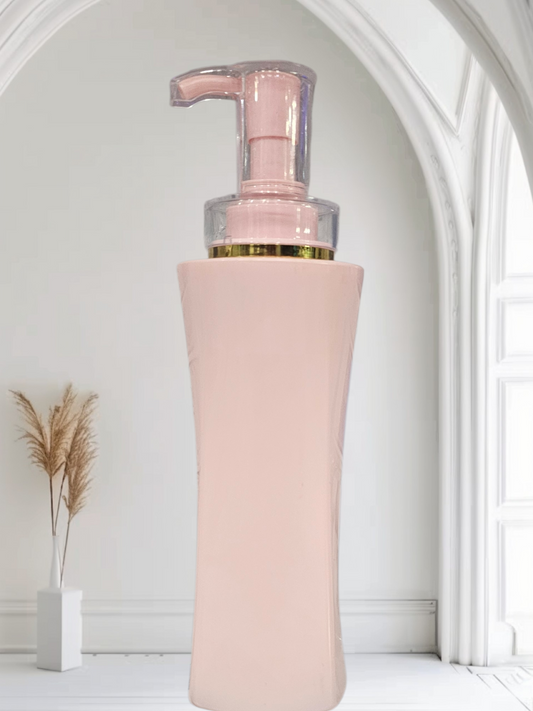 Dame caviar super whitening body lotion. 500ml